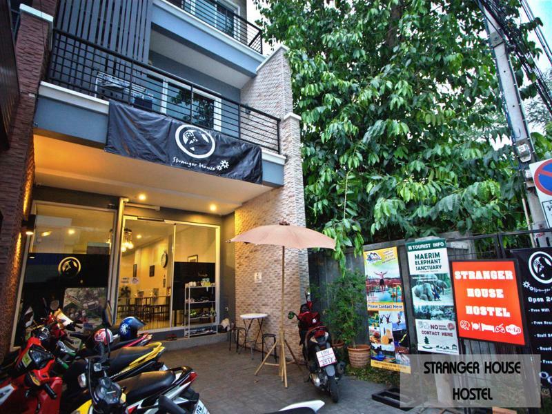 Stranger House Hostel Chiang Mai Exterior photo